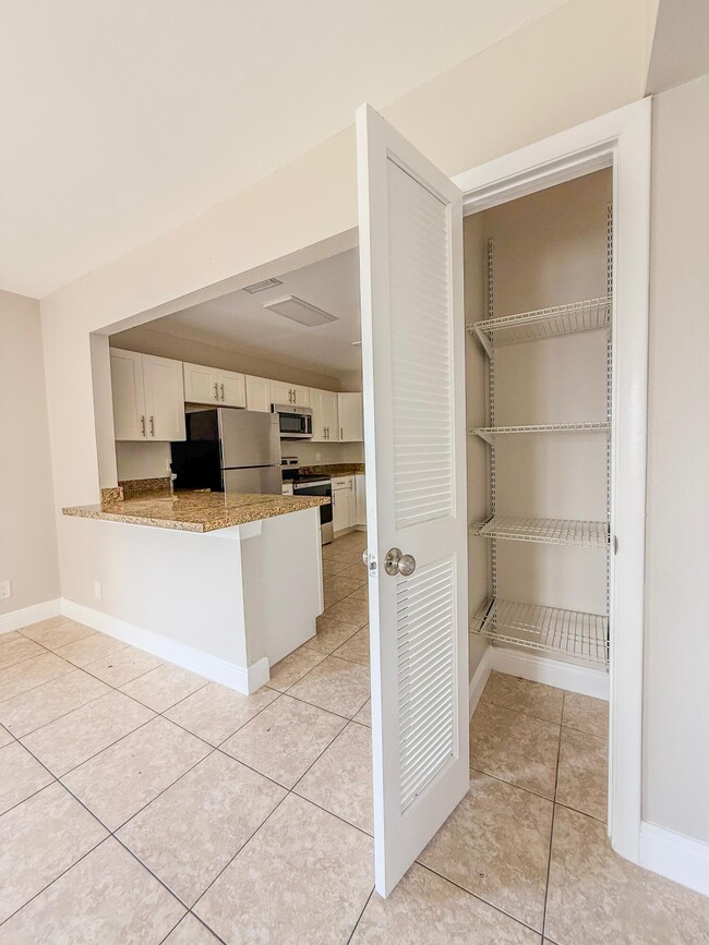 Building Photo - 1515 N Federal Hwy