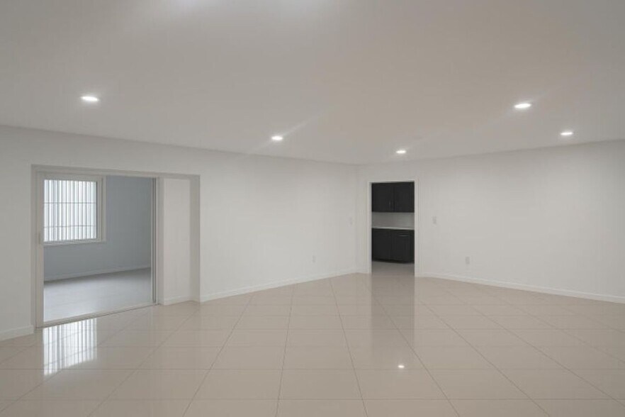 Building Photo - 22141 Aquila St