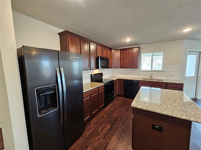 Building Photo - 6228 Misty Breeze Dr