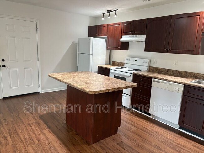 Building Photo - 3600 London Ct SW