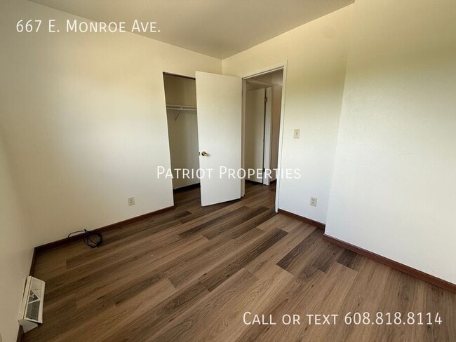 Building Photo - 667 E Monroe Ave
