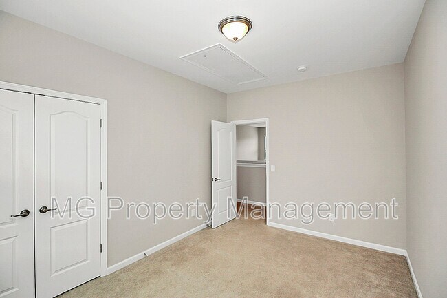 Building Photo - 15111 Brannock Hills Dr