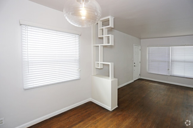 1BR, 1BA-780 SF - GG Alboni Apartments