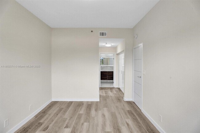 Building Photo - 8816 Collins Ave