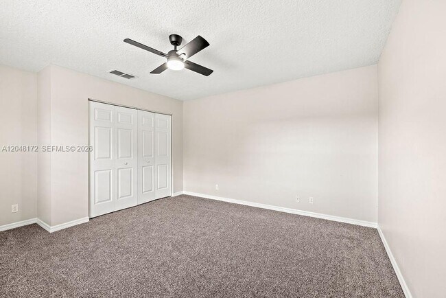 Building Photo - 1542 N Lawnwood Cir