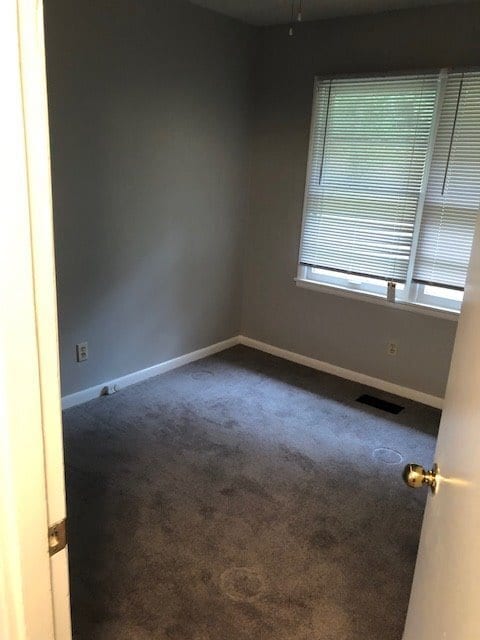 Building Photo - 1705 4th Pl NW