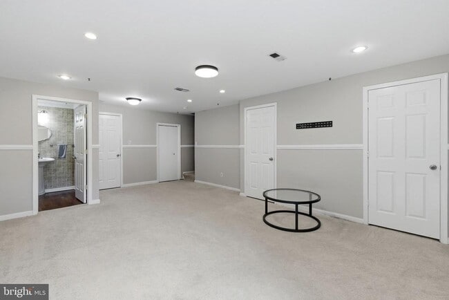 Building Photo - 23 Red Jonathan Ct