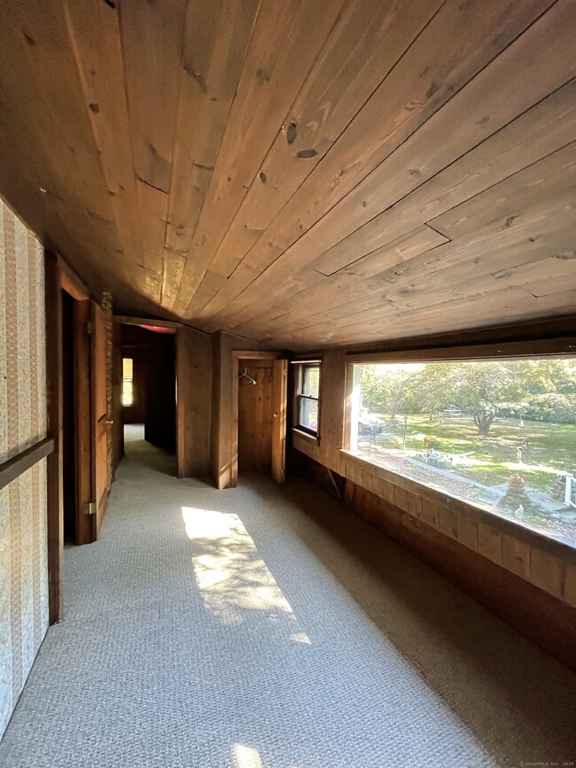 Building Photo - 1142 Sperry Rd