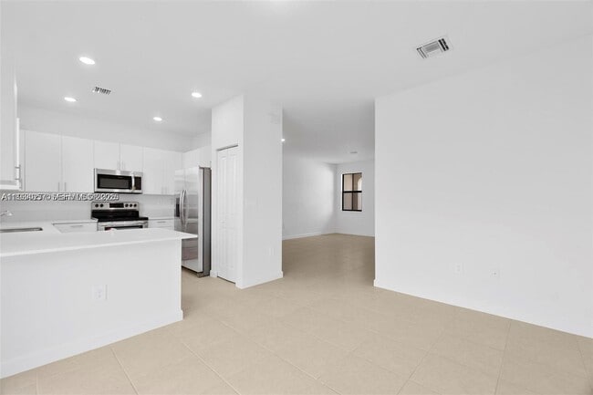 Building Photo - 24643 SW 119th Ct