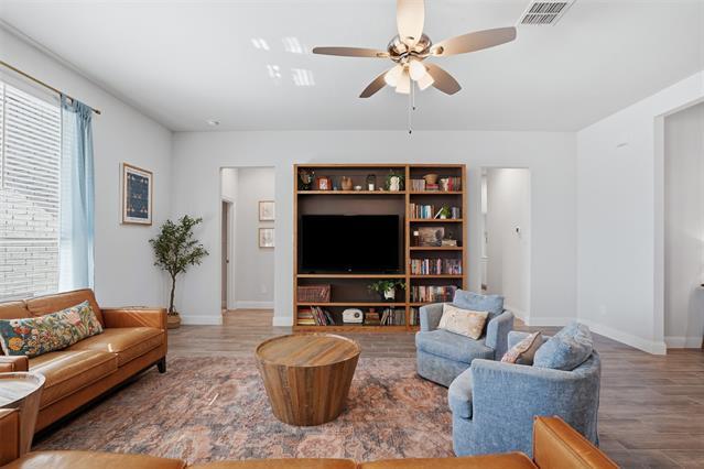 Building Photo - 1027 Moss Grv Trl