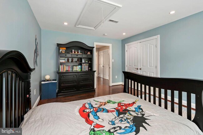 Building Photo - 6005 Selvyn Rd