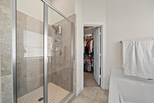 Building Photo - 1321 Benavites Dr