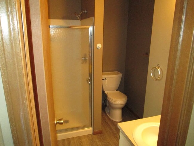 Building Photo - Next to Capital Beach Lake with free internet & cable tv