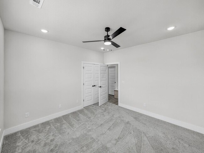 Building Photo - 7962 Teton Trl Ave