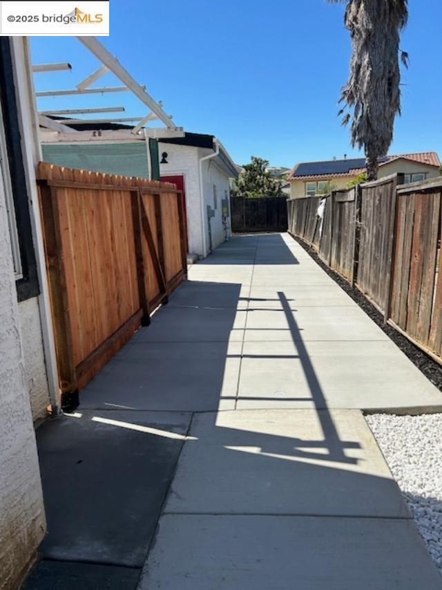 Building Photo - 133 Greenmeadow Cir