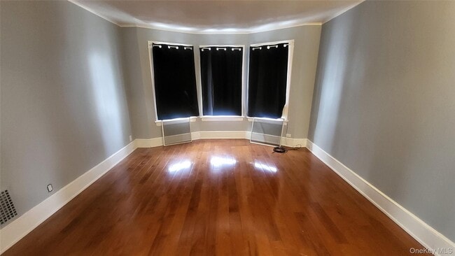 Building Photo - 107 Smith St