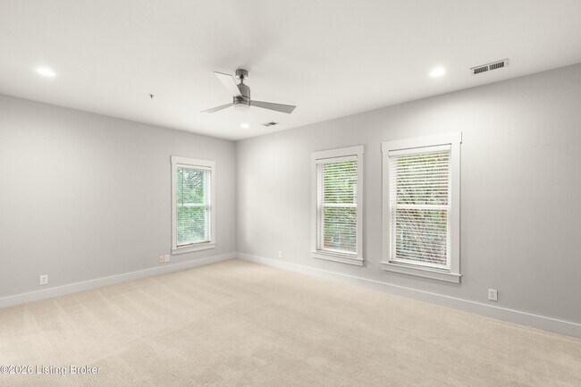 Building Photo - 9410 Norton Commons Blvd