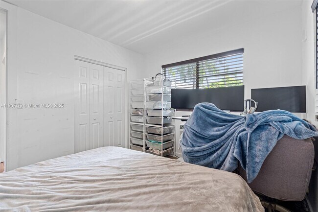 Building Photo - 7930 Tatum Waterway Dr