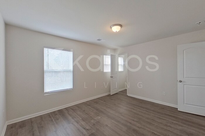 Building Photo - 208 Bennett Dairy Rd