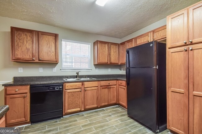 Building Photo - 1138 Dunaway Dr