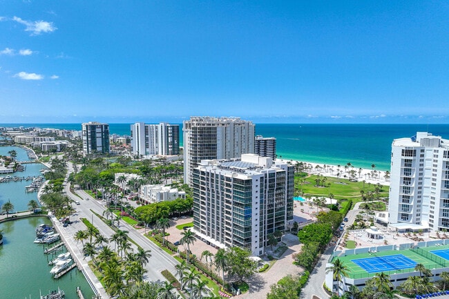 Building Photo - 4031 Gulf Shore Blvd N