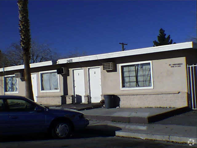 Building Photo - 2405 Sunrise Ave