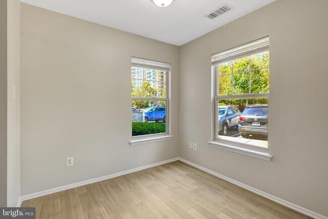Building Photo - 1791 Jonathan Way