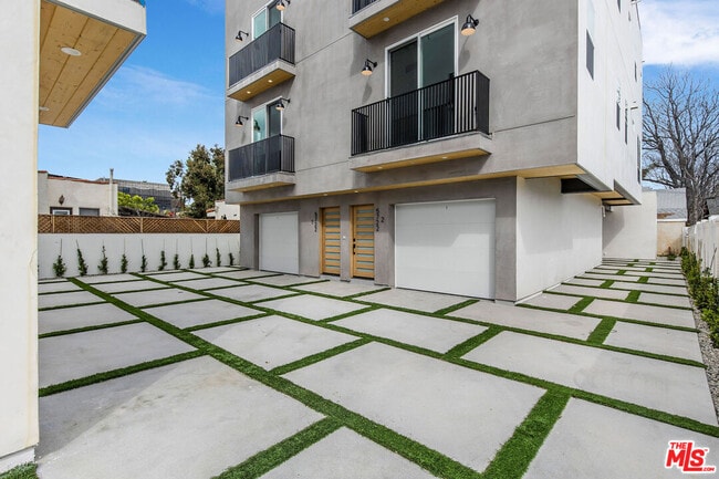 Building Photo - 5722 Fulcher Ave