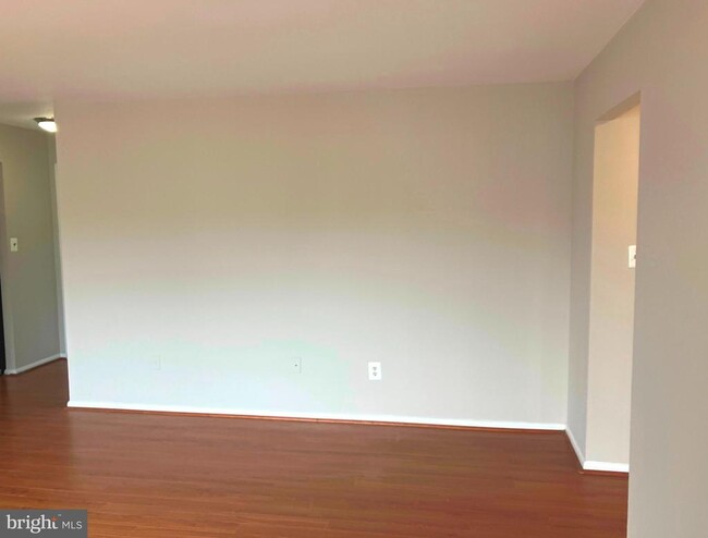 Building Photo - 4241 Columbia Pike