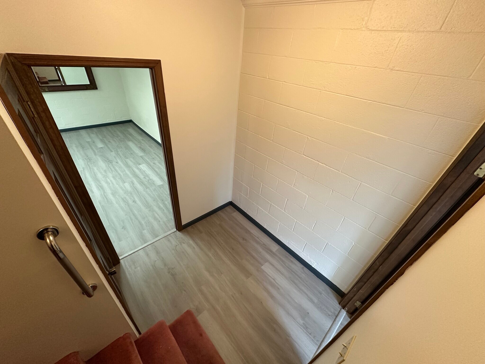 Building Photo - 1230 Stonewall Jackson Dr