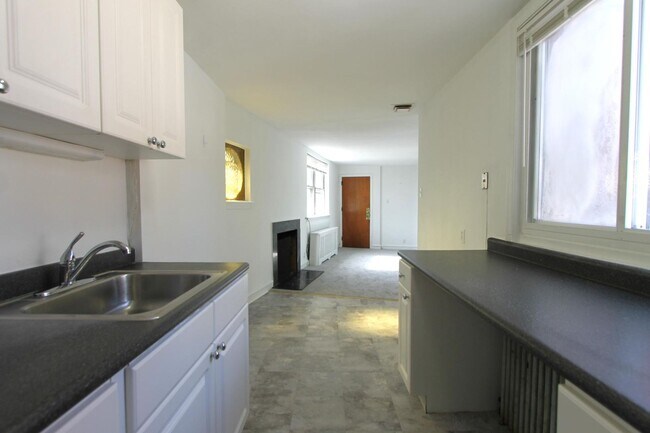 Building Photo - 6711 S Pleasant Pl