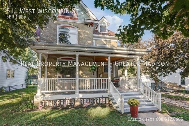 Primary Photo - 511 W Wisconsin St