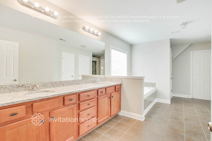 Building Photo - 4898 Arbor View Pkwy