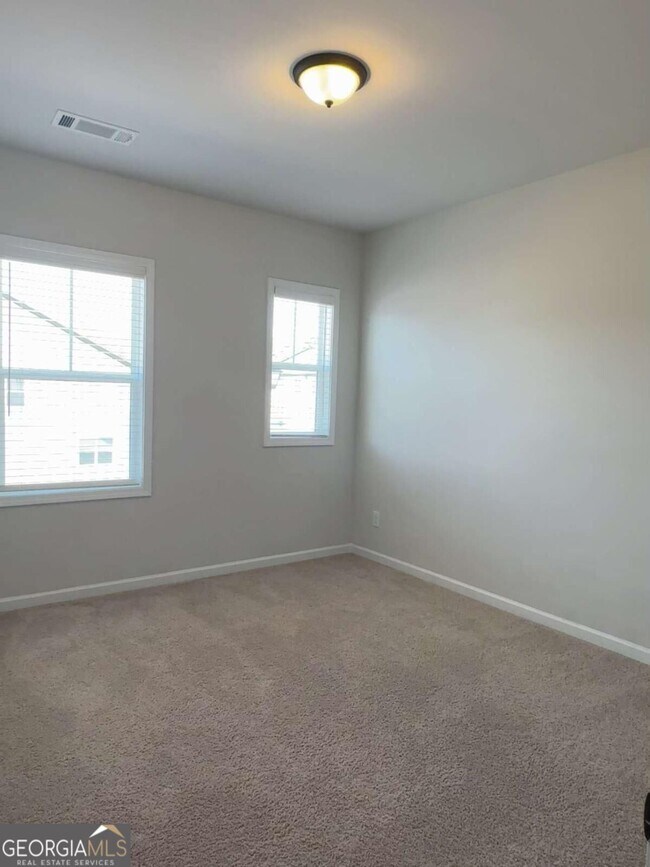 Building Photo - 4695 Cypress Pk Dr