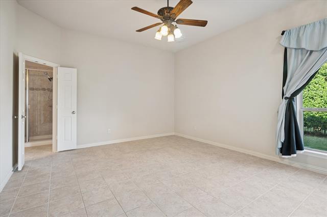 Building Photo - 10032 Gentry Dr