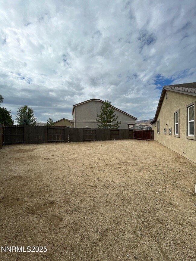 Building Photo - 375 Mustengo Ct