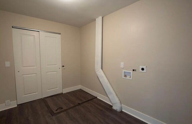 Building Photo - Remodeled Single-Family Home
