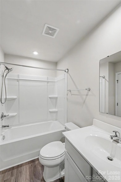Building Photo - 6042 Cutwater Cir
