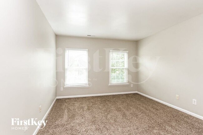 Building Photo - 1795 Valleywood Dr