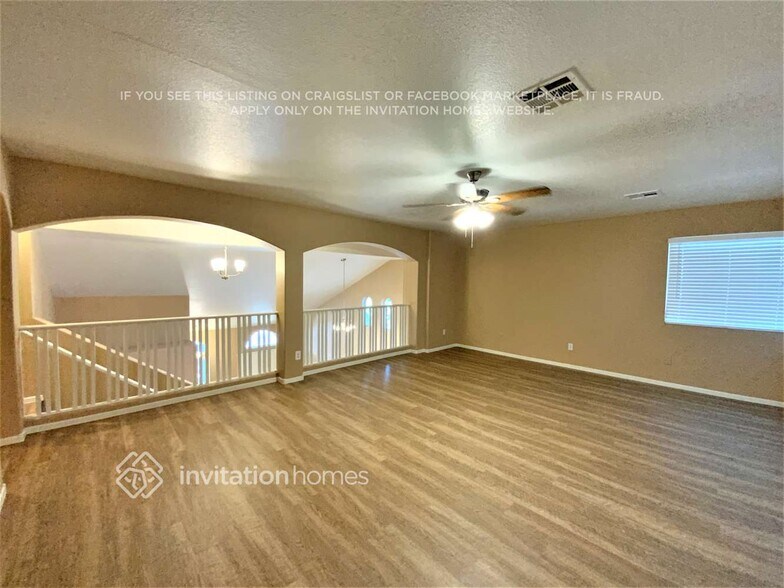 Building Photo - 8013 Hidden Quail Ave