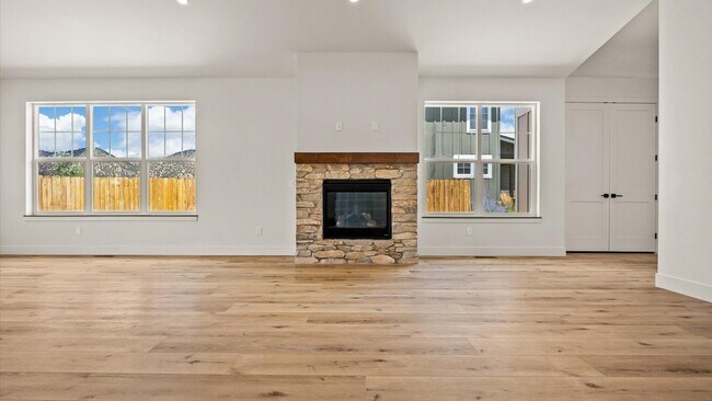 Building Photo - 34 Mount Yale Ct
