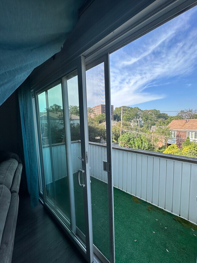 Building Photo - 8 Occident Ave