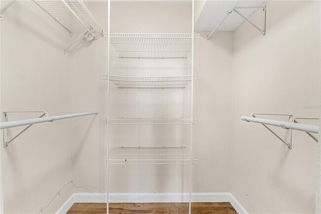 Building Photo - 2073 Skimmer Ct