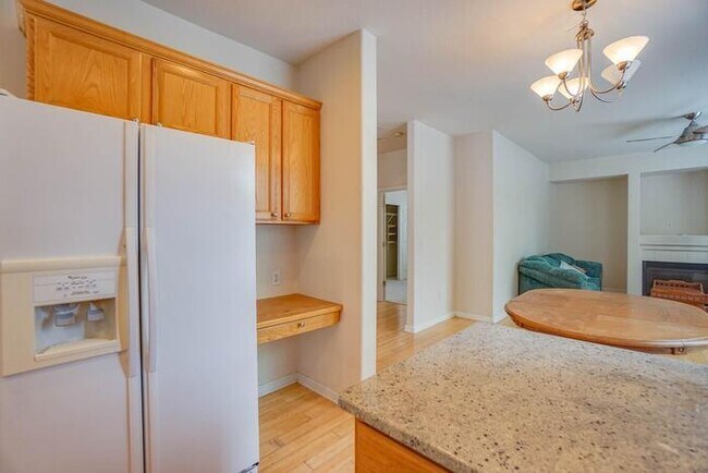 Building Photo - BEAUTIFUL FOUR BEDROOM HOME IN EAST COUNTY