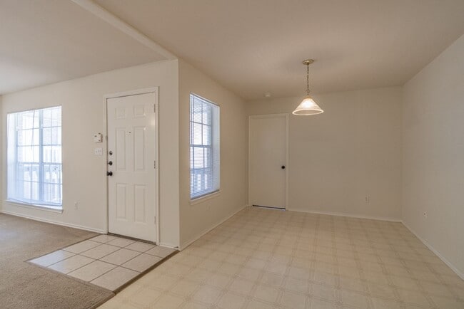 Building Photo - 1829 Rawhide Loop