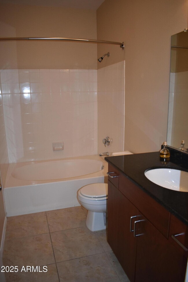 Building Photo - 4644 N 22nd St