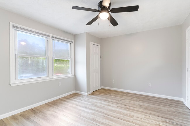 Building Photo - Affordable Luxury Apartment Near DC