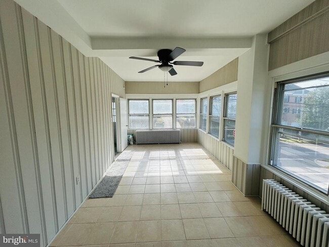 Building Photo - 326 Fountain St