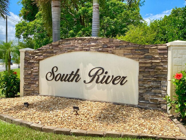 Building Photo - 390 SW South River Dr