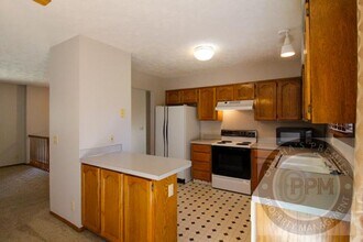 Building Photo - $500.00 off the Deposit Cul-de-Sac Comfort...